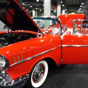 Meet your Posher, Sharon